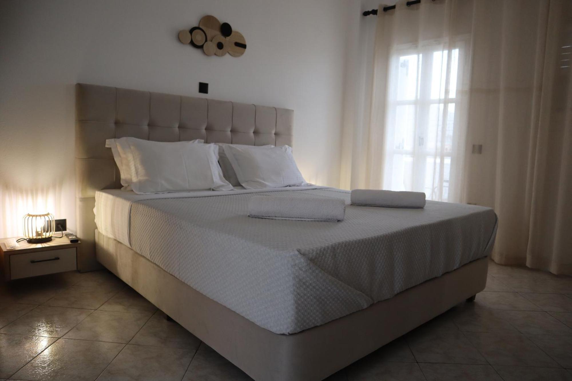 Pension St.George Rooms & Studios Perivolos  Exterior foto